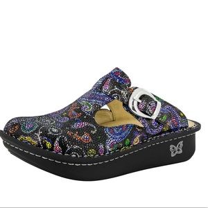 Algeria Surreally pretty shoes size:39